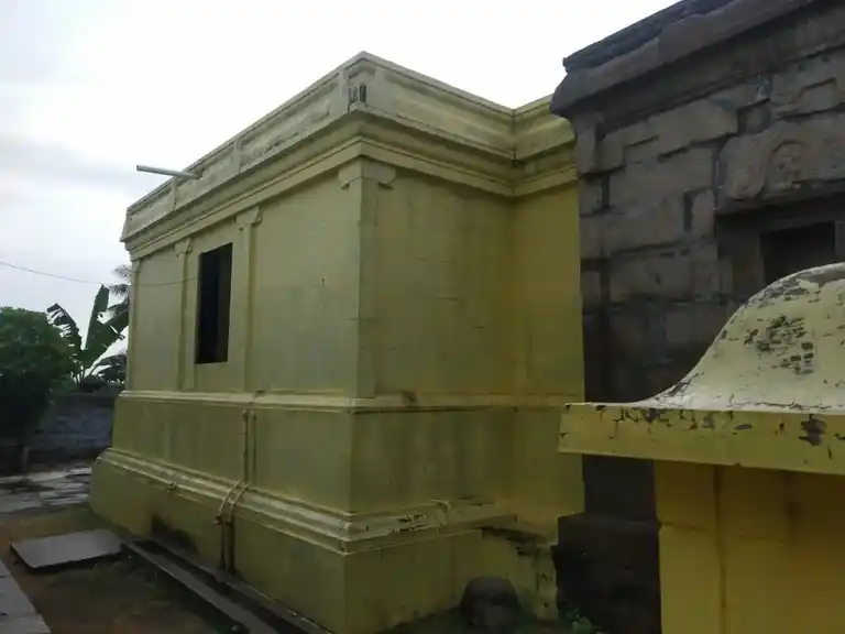 Arulmigu Neelakandeshwarar Temple, Adaiyapulam - 632301
