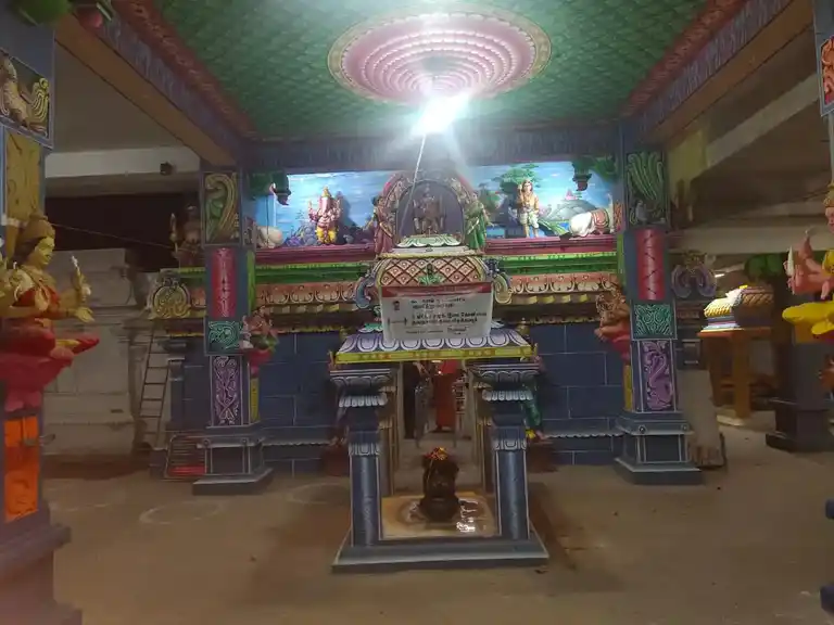 Arulmigu Neelakandeshwarar Temple, Gerugambakkam - 600122 அருள்மிகு நீலகண்டேஸ்வரர் திருக்கோயில், Gerugambakkam - 600122, Kancheepuram - Ancient Temple Architecture and History Image 3