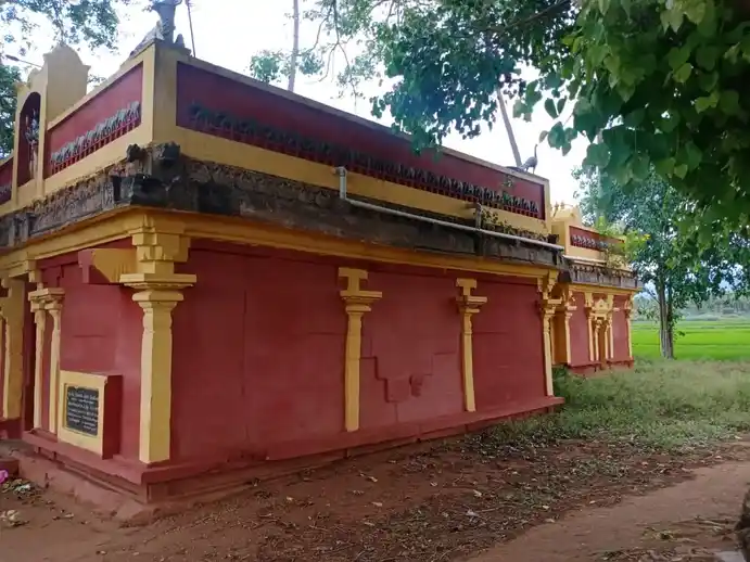Arulmigu Neelakandeswarar Temple, C.Pudhupatti - 626424 அருள்மிகு நீலகண்டேஸ்வரர் திருக்கோயில், C.புதுப்பட்டி - 626424, Theni - Ancient Temple Architecture and History Image 3