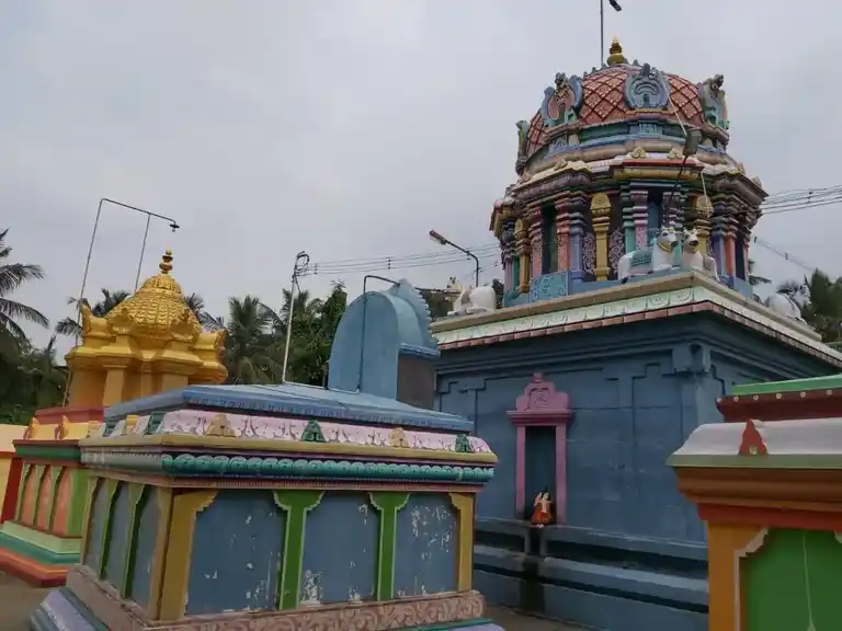 Arulmigu Neelakandeswarar Temple, Kavasampattu - 632204 அருள்மிகு நீலகண்டேஸ்வரர் திருக்கோயில், கவசம்பட்டு - 632204, Vellore - Ancient Temple Architecture and History Image 7