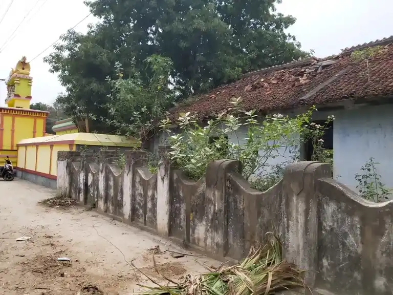 Arulmigu Neelakandeswarar Temple, Kavasampattu - 632204 அருள்மிகு நீலகண்டேஸ்வரர் திருக்கோயில், கவசம்பட்டு - 632204, Vellore - Ancient Temple Architecture and History Image 13