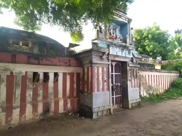 Arulmigu Neelakandeswarar Temple, Mannargudi, Mannargudi - 614001 அருள்மிகு நீலகண்டேஸ்வரர் திருக்கோயில், மன்னார்குடி - 614001, Thiruvarur - Ancient Temple Architecture and History Image 4