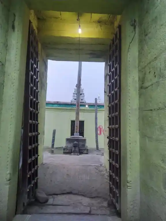 Arulmigu Neelakandeswarar Temple, Vedal - 604501 அருள்மிகு நீலகண்டேஸ்வரர் திருக்கோயில், வேடல் - 604501, Tiruvannamalai - Ancient Temple Architecture and History Image 4