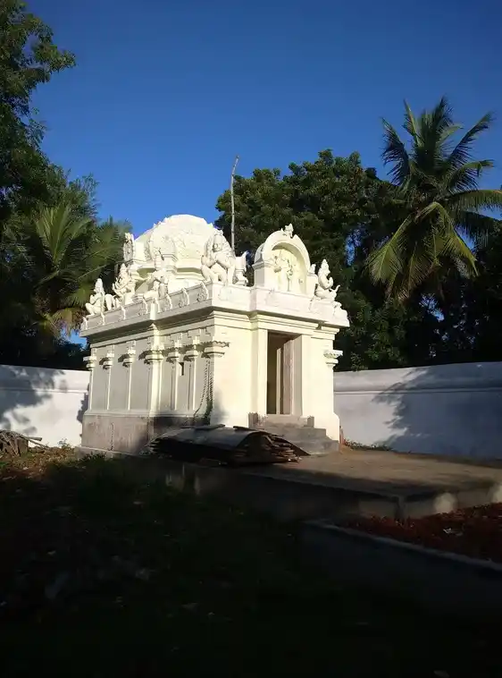 Arulmigu Neelamagappermal Temple, Kattur - 610104 அருள்மிகு நீலமேகப்பெருமாள் திருக்கோயில், Kattur - 610104, Thiruvarur - Ancient Temple Architecture and History Image 4