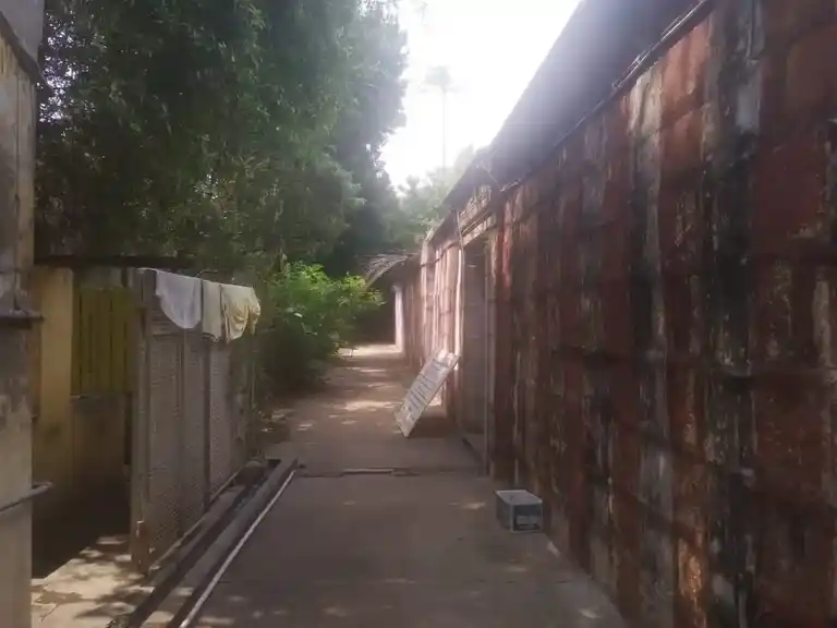 Arulmigu Neelamega Perumal Temple, Kulithalai - 639104 அருள்மிகு நீலமேகப்பெருமாள் திருக்கோயில், Kulithalai - 639104, Karur - Ancient Temple Architecture and History Image 3