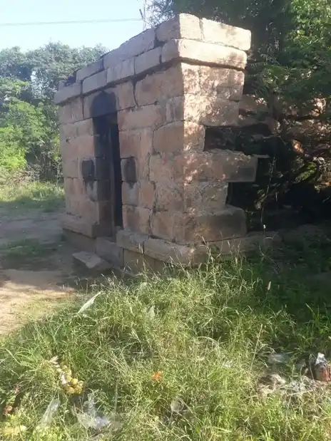 Arulmigu Neeliaamn Temple, Kallipalayam, Aratholuvu - 638701