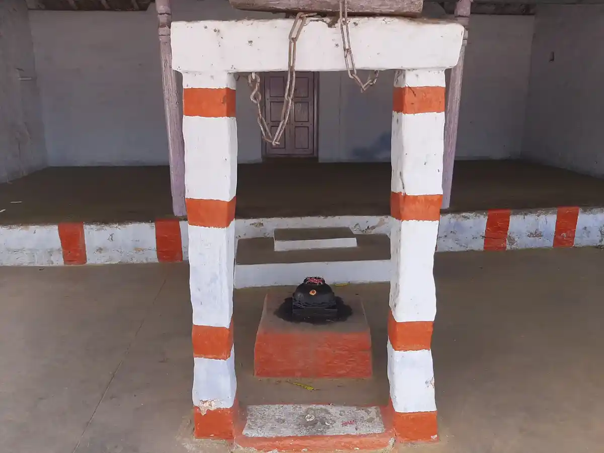 Arulmigu Neeliamman Temple, Karavazhimadampoor - 641402 Arulmigu Neeliamman Temple, Karavazhimadampoor - 641402, Coimbatore - Ancient Temple Architecture and History Image 5