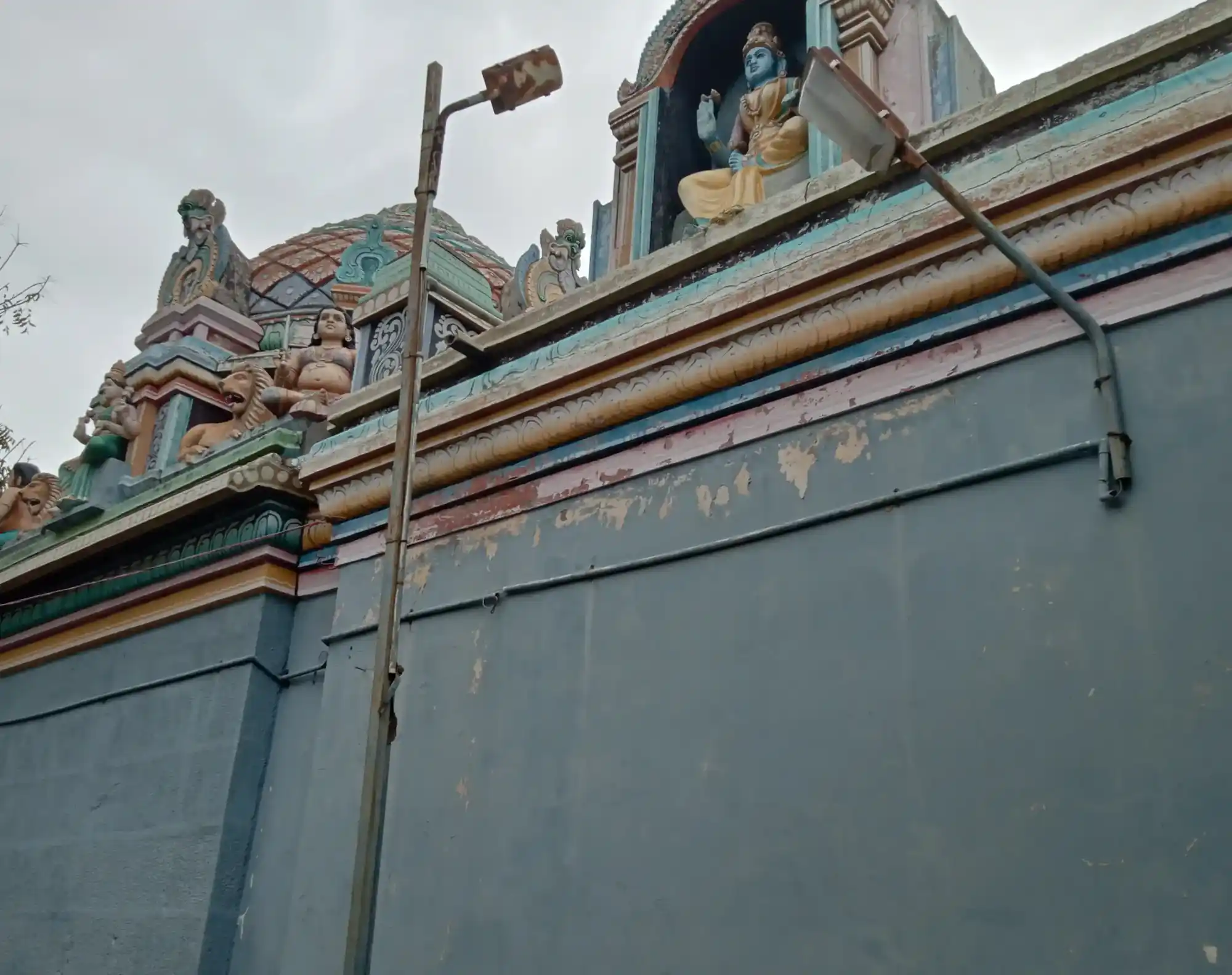 Arulmigu Neeliamman Temple, Vilankurichy - 641035 Arulmigu Neeliamman Temple, Vilankurichy - 641035, Coimbatore - Ancient Temple Architecture and History Image 2