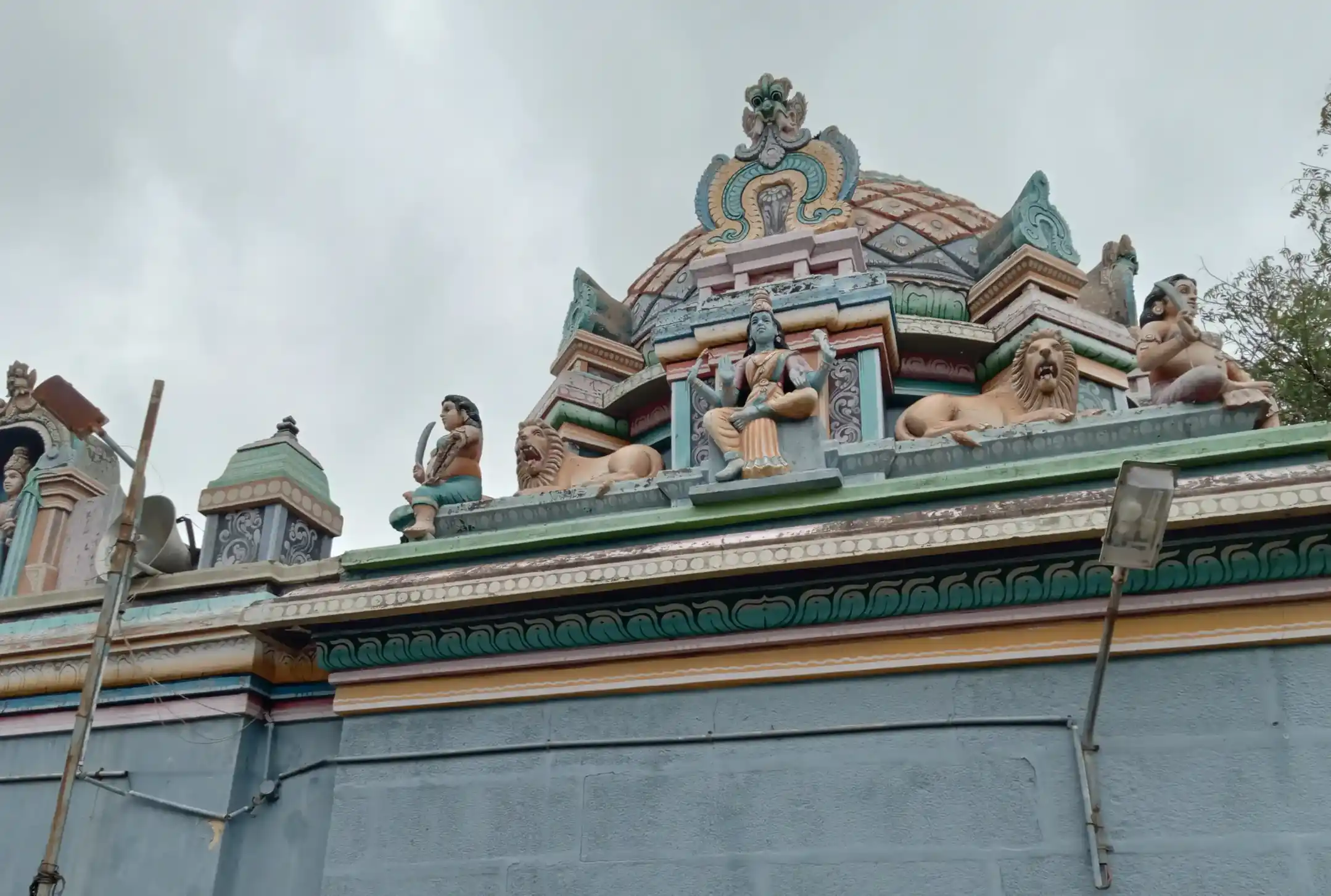 Arulmigu Neeliamman Temple, Vilankurichy - 641035 Arulmigu Neeliamman Temple, Vilankurichy - 641035, Coimbatore - Ancient Temple Architecture and History Image 4