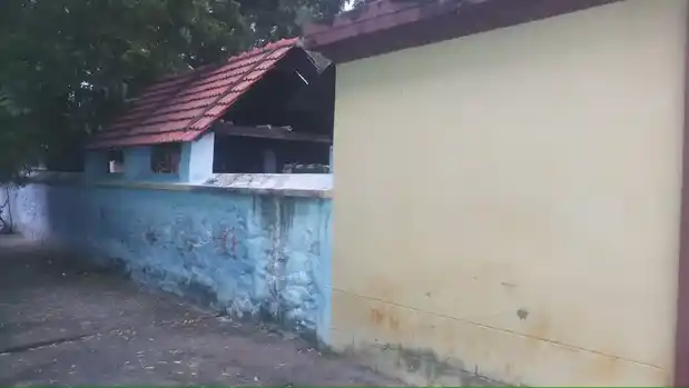 Arulmigu Neernirai Kavudaiya Kandan Sastha Temple, Veeranarayanamangalam, Thazhakkudi - 629851 Arulmigu Neernirai Kavudaiya Kandan Sastha Temple, Veeranarayanamangalam, Thazhakkudi - 629851, Kanyakumari - Ancient Temple Architecture and History Image 2