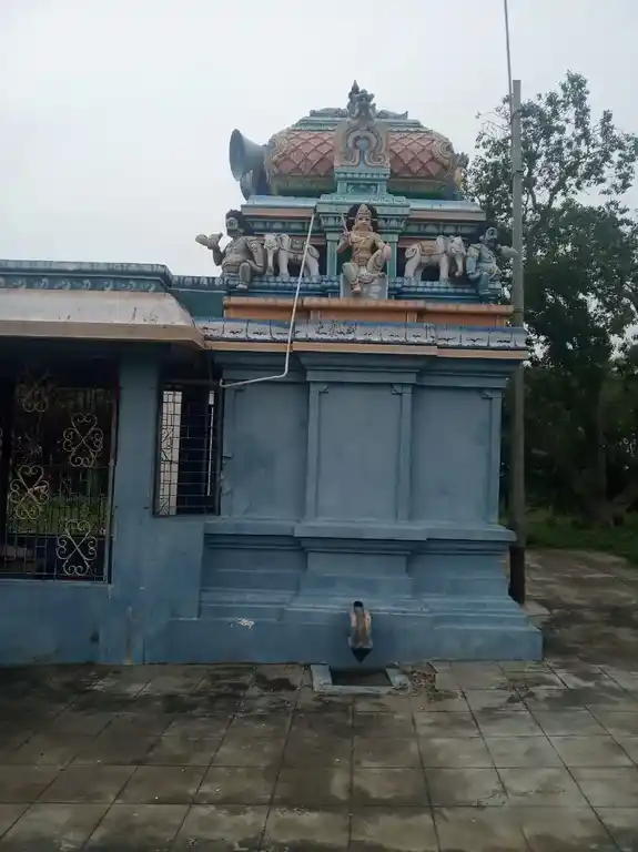 Arulmigu Neethiyudaiya Ayyanar Temple, Kunapathimankalam, Kunapathimankalam - 623407 அருள்மிகு. நீதியுடைய அய்யனார் திருக்கோயில், குணபதி மங்களம், Kunapathimankalam - 623407, Ramanathapuram - Ancient Temple Architecture and History Image 4