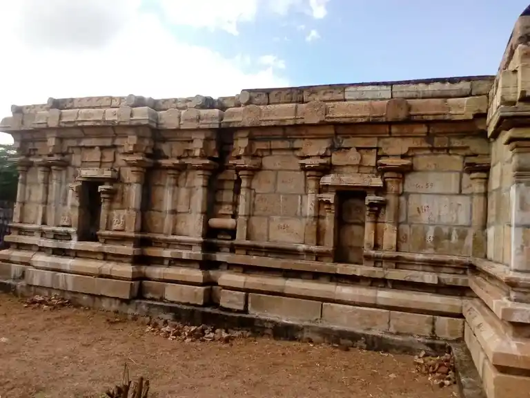 Arulmigu Neivelinaathaswamy Temple, Neivatthali - 614624