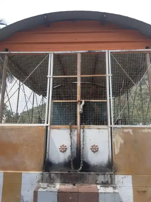 Arulmigu Nela Perumal Temple, Ooratchikottai - 638302 அருள்மிகு நிலப்பெருமாள் திருக்கோயில், Ooratchikottai, Ooratchikottai - 638302, Erode - Ancient Temple Architecture and History Image 2