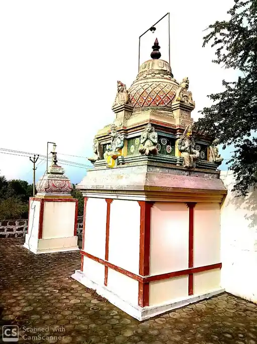 Arulmigu Nelaperumal Temple, Varatharajapuram - 637013 அருள்மிகு நிலபெருமாள் திருக்கோயில், Varatharajapuram - 637013, Namakkal - Ancient Temple Architecture and History Image 4