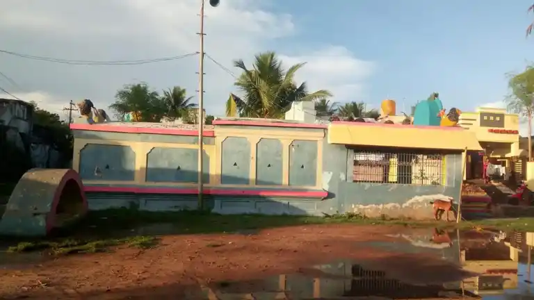 Arulmigu Nellooramman Temple, Near School, Chinnakavanam - 601204 அருள்மிகு நெல்லூரம்மன் திருக்கோயில், Near School, Chinnakavanam - 601204, Tiruvallur - Ancient Temple Architecture and History Image 2