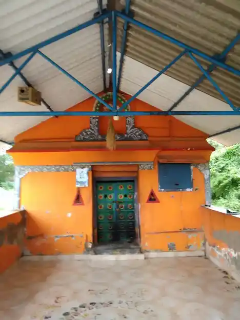 Arulmigu Nelloramman Temple, Vellari - 629281 அருள்மிகு நெல்லூரம்மன் திருக்கோயில், Vellari - 629281, Kancheepuram - Ancient Temple Architecture and History Image 2