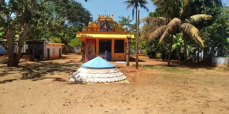 Arulmigu Nenaithakathai Muditha Vinayagar Temple, Rajakamangalam - 629502 அருள்மிகு நினைத்த கதை முடித்த விநாயகர் திருக்கோயில், Rajakamangalam - 629502, Kanyakumari - Ancient Temple Architecture and History Image 3