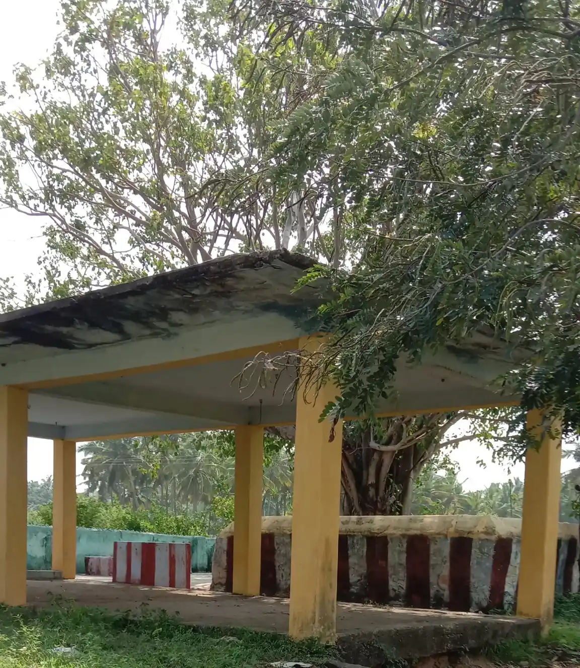 Arulmigu Nenaithu Muditha Kandan Sastha Temple, Parvathipuram, Kaniyakulam - 629003 அருள்மிகு நினைத்து முடித்த கண்டன் சாஸ்தா திருக்கோயில், Parvathipuram, Kaniyakulam - 629003, Kanyakumari - Ancient Temple Architecture and History Image 3