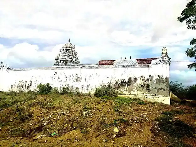 Arulmigu Nenmenikattu Ayyanar Temple, Mahibalanpatti - 630203 அருள்மிகு. நெம்மேனிக்காட்டு அய்யனார் திருக்கோயில், Mahibalanpatti - 630203, Sivagangai - Ancient Temple Architecture and History Image 3
