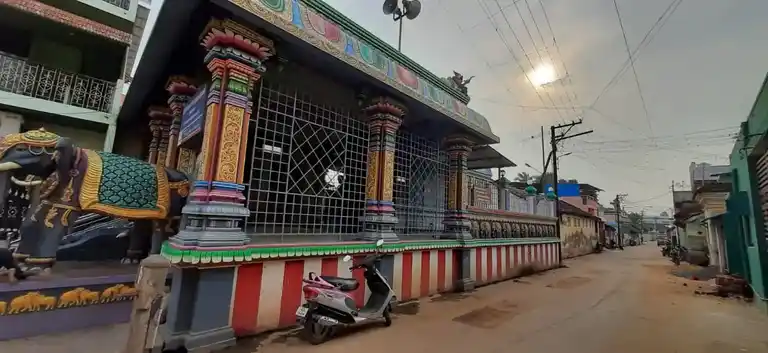 Arulmigu Ninnathathaimudikum Vinayakar Temple, Kumbakonam - 612001 அருள்மிகு நினைத்ததை முடிக்கும் விநாயகர் திருக்கோயில், Kumbakonam - 612001, Thanjavur - Ancient Temple Architecture and History Image 3