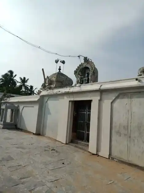 Arulmigu Nirai Vilambugai Sametha Valeeswarar Temple, Thiruparkadal - 632508 அருள்மிகு நிறைவிளம்பிகை சமேத வாலீஸ்வரர் திருக்கோயில், திருப்பாற்கடல் - 632508, Ranipet - Ancient Temple Architecture and History Image 4