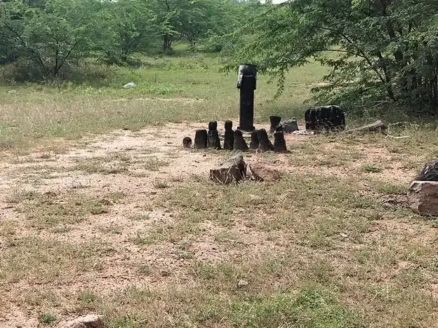 Arulmigu Niraikulathu Ayyanar Temple, Marikalamkathan - 626117 அருள்மிகு நிறைகுளத்து அய்யனார் திருக்கோயில், மரிக்கலம்காத்தான் - 626117, Virudhunagar - Ancient Temple Architecture and History Image 6