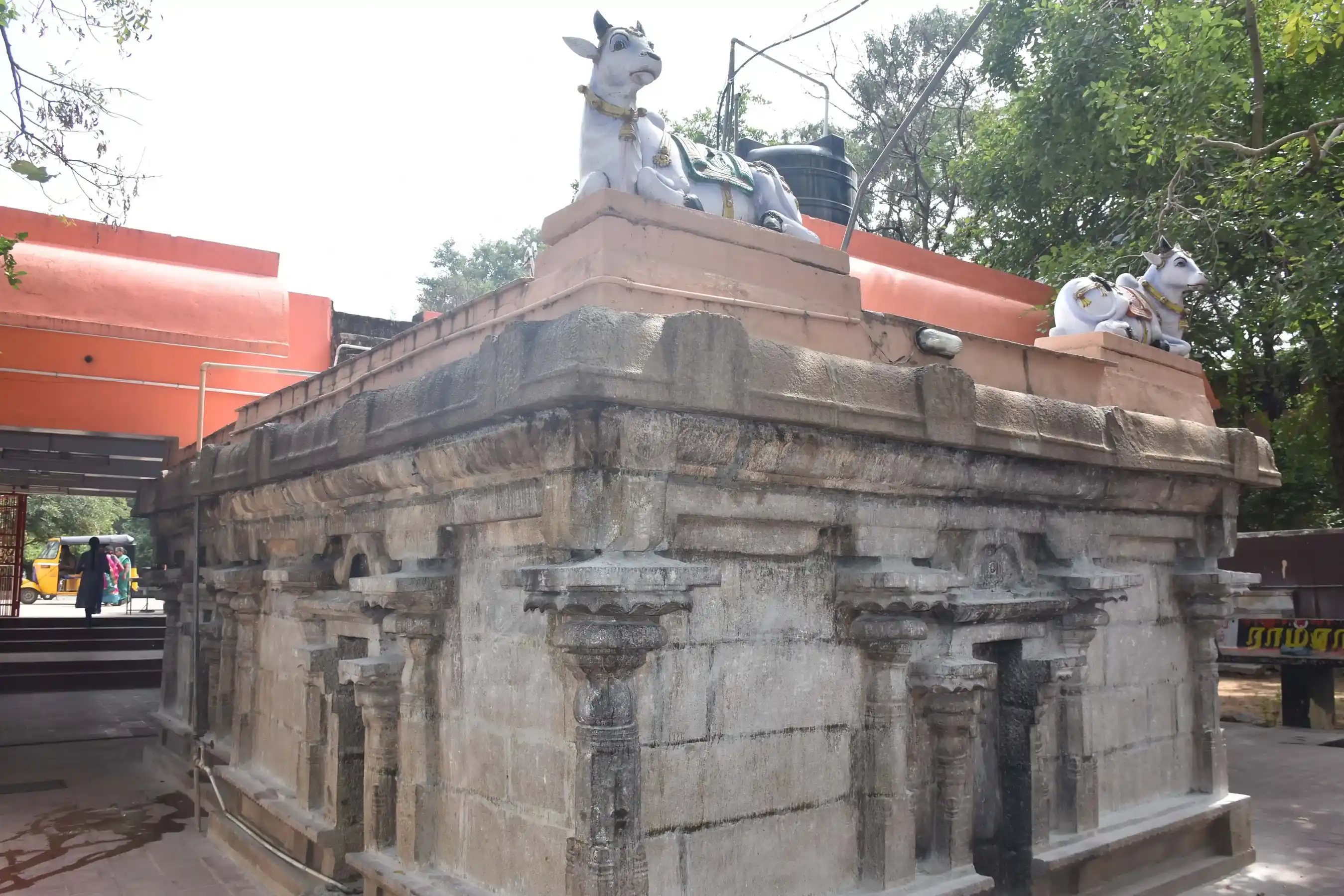 Arulmigu Nirudhi Lingam Temple, Tiruvannamalai - 606604 அருள்மிகு நிருதிலிங்கம் திருக்கோயில், திருவண்ணாமலை - 606604, Tiruvannamalai - Ancient Temple Architecture and History Image 2
