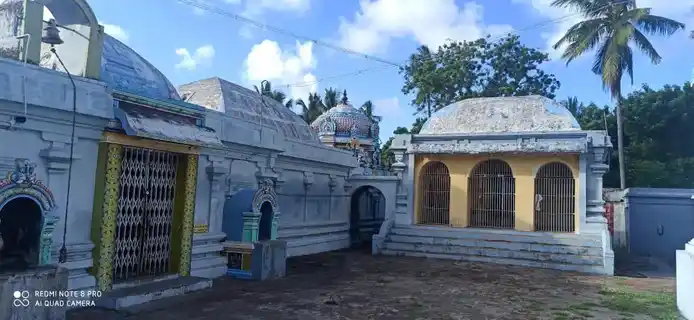 Arulmigu Nithyavinotheeswarar Temple, Eduthukatti Sathanur, Eduthukatti Sathanur - 609312 அருள்மிகு நித்யவினோதீஸ்வரர் திருக்கோயில், எடுத்துக்காட்டி சாத்தனுர், Eduthukatti Sathanur - 609312, Mayiladuthurai - Ancient Temple Architecture and History Image 4