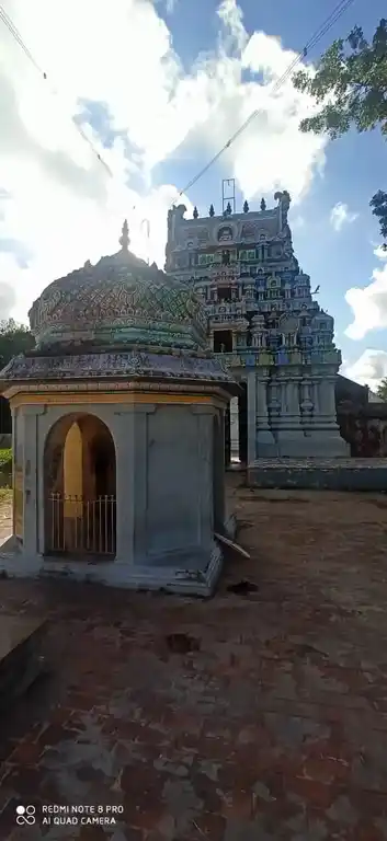 Arulmigu Nithyavinotheeswarar Temple, Eduthukatti Sathanur, Eduthukatti Sathanur - 609312 அருள்மிகு நித்யவினோதீஸ்வரர் திருக்கோயில், எடுத்துக்காட்டி சாத்தனுர், Eduthukatti Sathanur - 609312, Mayiladuthurai - Ancient Temple Architecture and History Image 6