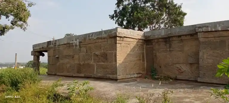 Arulmigu Noolkooruki Hanumatharayaswamy Temple, Alekotta - 635119 Temple