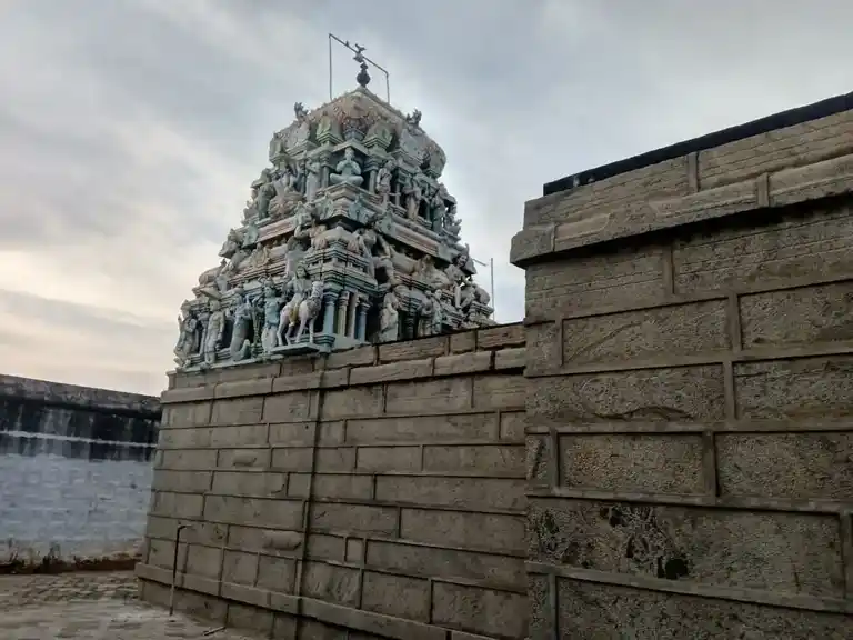 Arulmigu Numperumal Temple, Maraparai - 637410 அருள்மிகு நம்பெருமாள் திருக்கோயில், Maraparai - 637410, Namakkal - Ancient Temple Architecture and History Image 2
