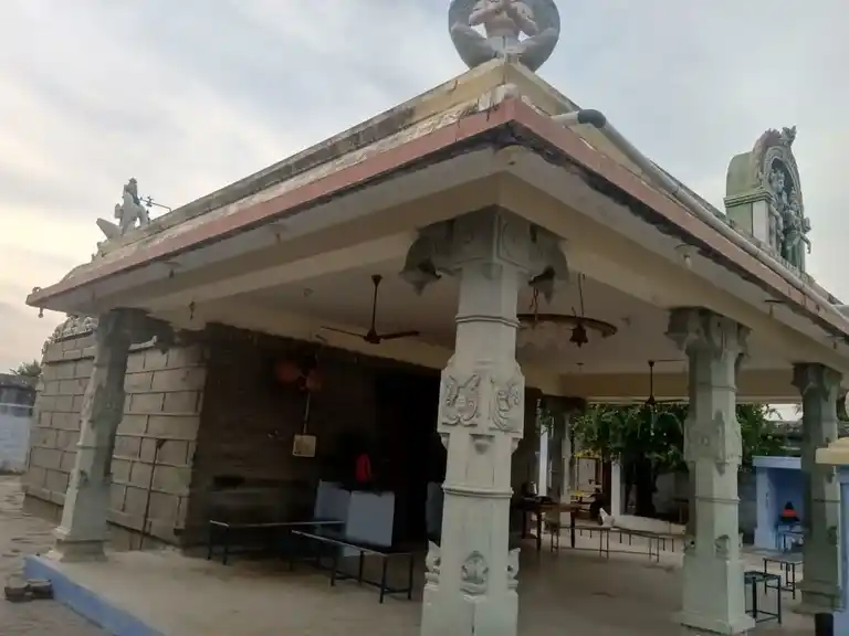 Arulmigu Numperumal Temple, Maraparai - 637410 அருள்மிகு நம்பெருமாள் திருக்கோயில், Maraparai - 637410, Namakkal - Ancient Temple Architecture and History Image 3