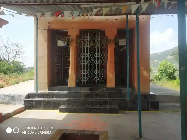 Arulmigu Obuliraya Perumal Temple, Naduppatti - 636351 அருள்மிகு ஓபுளிராயர்பெருமாள் திருக்கோயில், Naduppatti - 636351, Salem - Ancient Temple Architecture and History Image 5