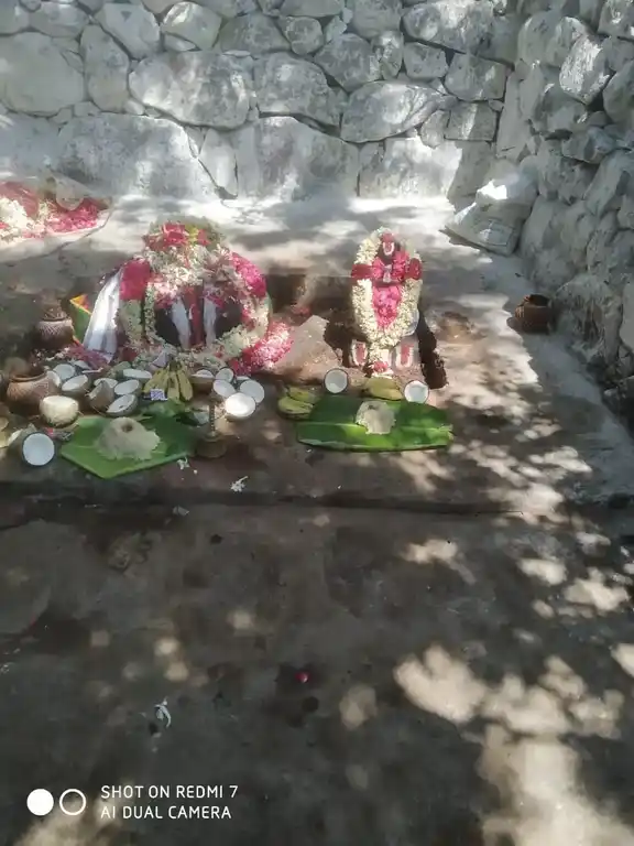 Arulmigu Obulirayan Perumal Temple, Obulirayanmalai Hill, Mukkalnaickenahalli - 636704