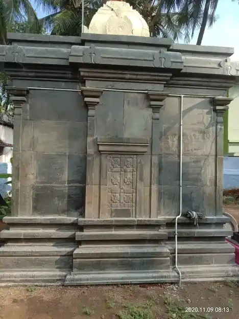 Arulmigu Odaikaraimadan Thampuran Temple, Marungoor - 629402 அருள்மிகு ஓடக்கரைமாடன் தம்புரான் திருக்கோயில், Marungoor - 629402, Kanyakumari - Ancient Temple Architecture and History Image 2