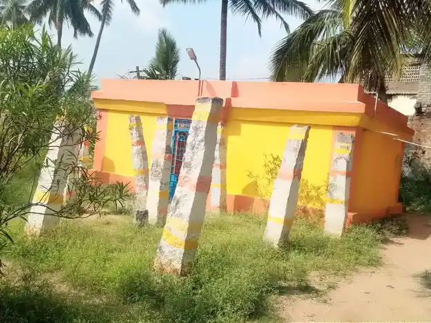 Arulmigu Odasalamman Temple, Therpatti, Thimmapuram - 635112 அருள்மிகு ஒடசலம்மன் திருக்கோயில், தேர்ப்பட்டி, திம்மாபுரம் - 635112, Krishnagiri - Ancient Temple Architecture and History Image 3