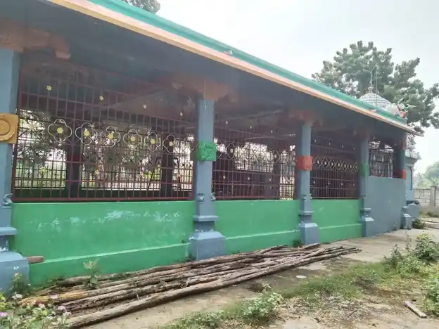 Arulmigu Olaikonda Ayyanar Temple, Munnavalkottai - 614403 அருள்மிகு ஓலைகொண்ட அய்யனார் திருக்கோயில், Munnavalkottai - 614403, Thiruvarur - Ancient Temple Architecture and History Image 4