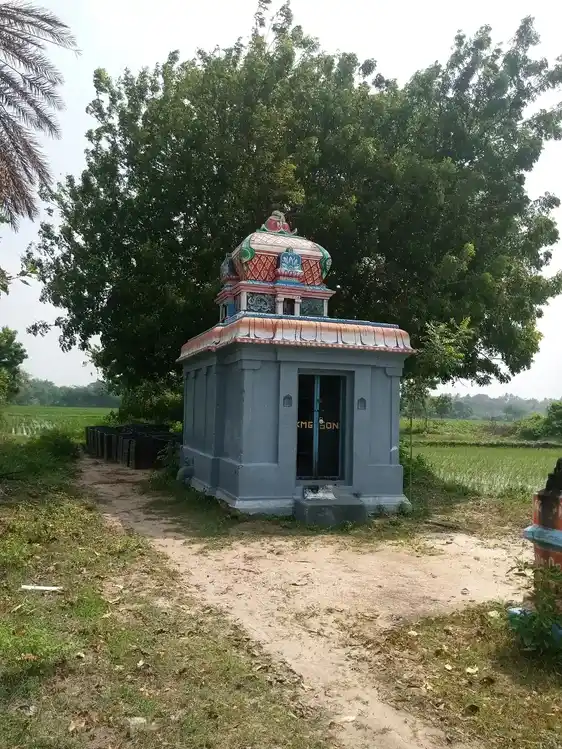 Arulmigu Olivandha Moorthi Ayyanar Temple, Velangudi - 609603 அருள்மிகு ஒளிவந்த மூர்த்தி அய்யனார் திருக்கோயில், Velangudi - 609603, Thiruvarur - Ancient Temple Architecture and History Image 3