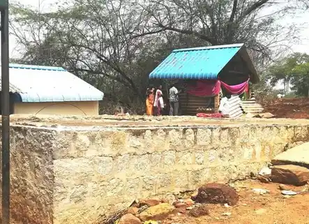 Arulmigu Oliyanayakiyammantemple, Lake Area, Maravamadurai - 622002 Arulmigu OliyanayakiyammanTemple, Lake Area, Maravamadurai - 622002, Pudukkottai - Ancient Temple Architecture and History Image 2