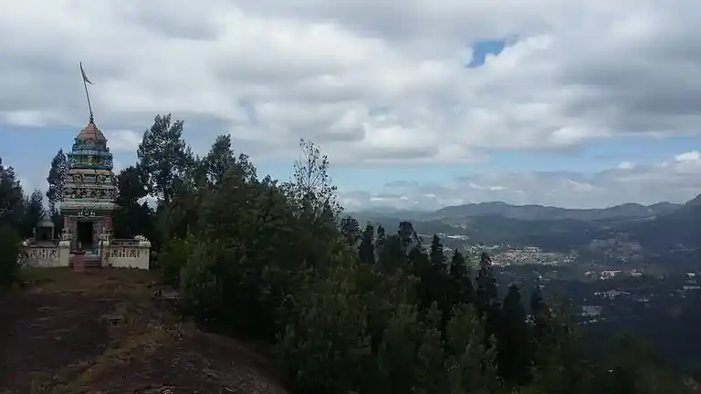 Arulmigu Om Saravana Malai Murugan Temple, Vandisolai, Coonoor - 643101 அருள்மிகு ஓம் சரவண மலை முருகன் திருக்கோயில், Vandisolai, Coonoor - 643101, Nilgiris - Ancient Temple Architecture and History Image 2