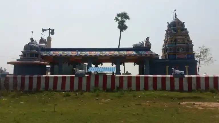 Arulmigu Omarudaiya Ayyanar Temple, Omakkanvayal - 614634 அருள்மிகு ஓமருடைய அய்யனார் திருக்கோயில், Omakkanvayal - 614634, Pudukkottai - Ancient Temple Architecture and History Image 3