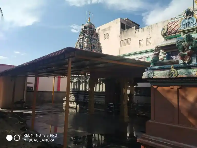 Arulmigu Omsakthi Mariyamman Vinayagar Velmurgan Temple, Dharmapuri - 636701 அருள்மிகு சக்திமாரியம்மன் விநாயகர் திருக்கோயில், தர்மபுரி - 636701, Dharmapuri - Ancient Temple Architecture and History Image 3