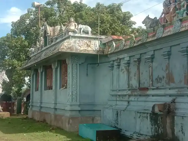 Arulmigu Omudaya Ayyanar Temple, Mahilankottai - 614601 Arulmigu Omudaya Ayyanar Temple, Mahilankottai - 614601, Thanjavur - Ancient Temple Architecture and History Image 3