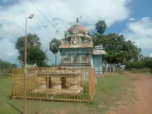 Arulmigu Omudaya Ayyanar Temple, Mahilankottai - 614601 Arulmigu Omudaya Ayyanar Temple, Mahilankottai - 614601, Thanjavur - Ancient Temple Architecture and History Image 6