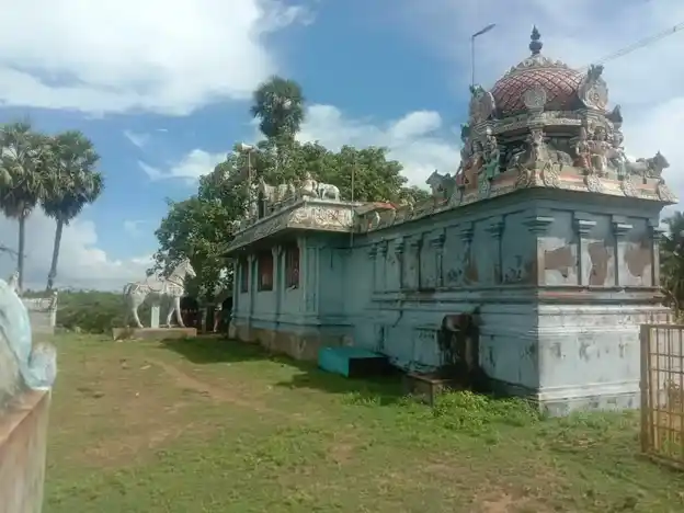 Arulmigu Omudaya Ayyanar Temple, Mahilankottai - 614601 Arulmigu Omudaya Ayyanar Temple, Mahilankottai - 614601, Thanjavur - Ancient Temple Architecture and History Image 7
