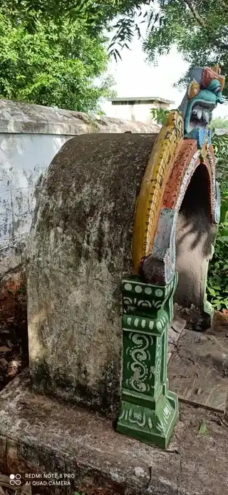 Arulmigu Ondi Veerachamy Temple, Elamanam - 621307 Arulmigu Ondi veerachamy Temple, Elamanam - 621307, Thiruchirappalli - Ancient Temple Architecture and History Image 4
