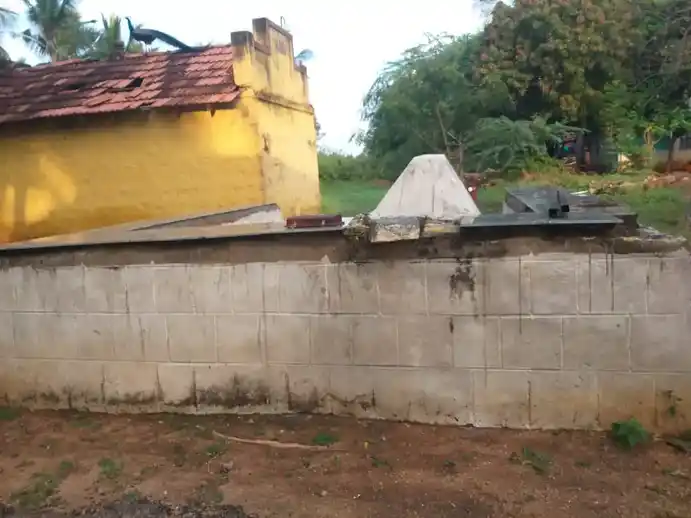 Arulmigu Ondiveerasamy Temple, Vadaseri - 621313 அருள்மிகு ஒண்டிவீராசாமி திருக்கோயில், Vadaseri, Vadaseri - 621313, Karur - Ancient Temple Architecture and History Image 2