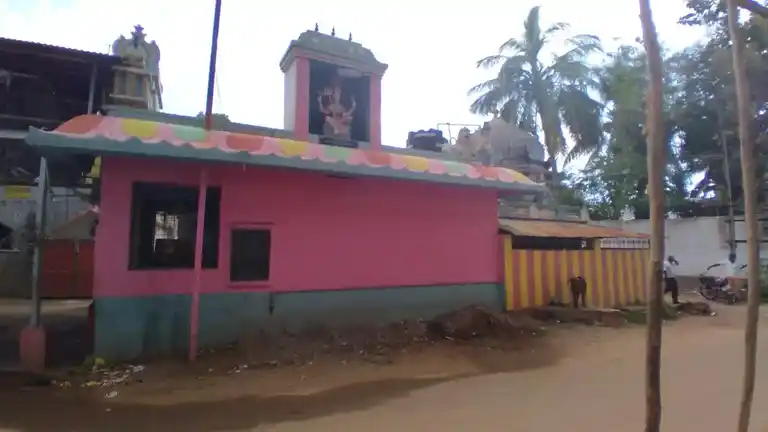 Arulmigu Oochimakaliyamman Temple, Naitchiyartemple, Naitchiyarkoil - 612602 அருள்மிகு உச்சிமகாகாளியம்மன் திருக்கோயில், Naitchiyarkoil, Naitchiyarkoil - 612602, Thanjavur - Ancient Temple Architecture and History Image 2