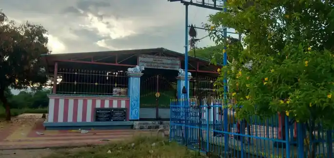Arulmigu Oomandhoor Karuppannasamy Temple, Porunthaloor - 621313 அருள்மிகு ஓமாந்தூர் கருப்பண்ணசாமி திருக்கோயில், Porunthaloor - 621313, Karur - Ancient Temple Architecture and History Image 7