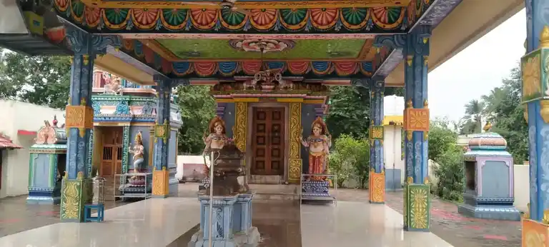 Arulmigu Oonaiyur Pidaari Utthamanaacchiyamman Temple, Vannivazhanthaanvayal - 622507 அருள்மிகு ஊனையூர் பிடாரி உத்தமநாச்சியம்மன் திருக்கோயில், Vannivazhanthaanvayal - 622507, Pudukkottai - Ancient Temple Architecture and History Image 4